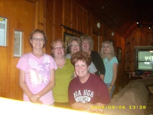 Linda, Debbie, Becky, Paula, Leigh Ann, me 2009
